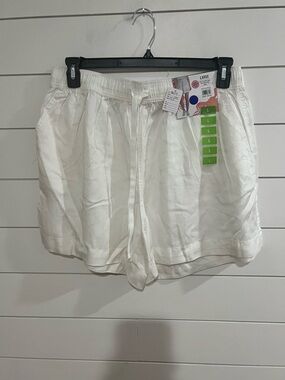 High-Waist White Drawstring Summer Shorts